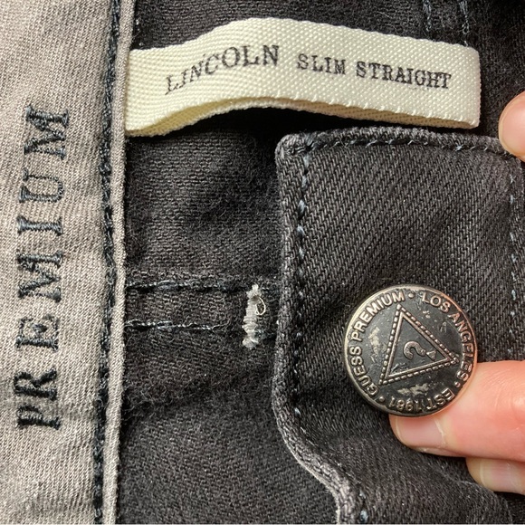 Mens Guess size 28 black Los Angelos Premium Lincoln Slim Straight jeans. - Picture 5 of 5